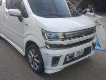 Suzuki Wagon R 2017 Car
