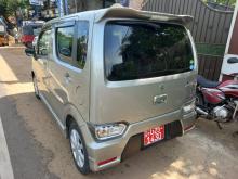 https://riyasewana.com/uploads/suzuki-wagon-r-98212817446.jpg