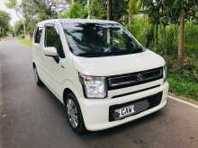 Suzuki Wagon R FX 2017 Car