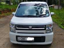 Suzuki Wagon R 2017 Car