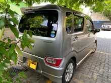 https://riyasewana.com/uploads/suzuki-wagonr-7135310592.jpg