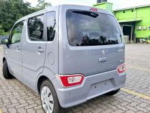 https://riyasewana.com/uploads/suzuki-wagonr-fx-141105296925.jpg