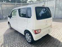 https://riyasewana.com/uploads/suzuki-wagonr-fx-158350522892.jpg