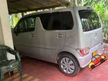 https://riyasewana.com/uploads/suzuki-wagonr-fx-171205584063.jpg