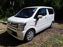 https://riyasewana.com/uploads/suzuki-wagonr-fx-171839596165.jpg