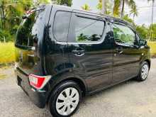 https://riyasewana.com/uploads/suzuki-wagonr-fx-2023-181275512114.jpg