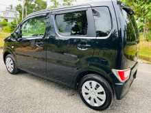 https://riyasewana.com/uploads/suzuki-wagonr-fx-2023-181275512203.jpg
