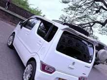 https://riyasewana.com/uploads/suzuki-wagonr-fx-217305722162.jpg