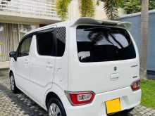 https://riyasewana.com/uploads/suzuki-wagonr-fx-308140022183.jpg