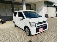 https://riyasewana.com/uploads/suzuki-wagonr-fx-622471722343.jpg