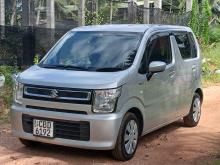 https://riyasewana.com/uploads/suzuki-wagonr-fx-78363917492.jpg