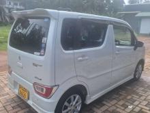 https://riyasewana.com/uploads/suzuki-wagonr-premium-151022546564.jpg