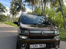 https://riyasewana.com/uploads/suzuki-wagonr-r-202135414403.jpg