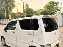 https://riyasewana.com/uploads/suzuki-wagonr-stingray-1018325824852.jpg
