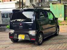 https://riyasewana.com/uploads/suzuki-wagonr-stingray-131045234613.jpg