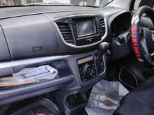 https://riyasewana.com/uploads/suzuki-wagonr-stingray-2015-16405312993.jpg