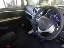 https://riyasewana.com/uploads/suzuki-wagonr-stingray-2015-520402812454.jpg