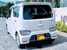 https://riyasewana.com/uploads/suzuki-wagonr-stingray-2017-149065412333.jpg