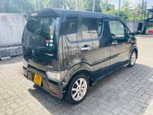 https://riyasewana.com/uploads/suzuki-wagonr-stingray-2018-2814460012714.jpg