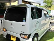 https://riyasewana.com/uploads/suzuki-wagonr-stingray-320481524481.jpg
