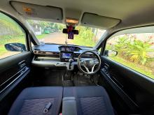 https://riyasewana.com/uploads/suzuki-wagonr-stingray-711132617435.jpg
