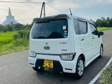 https://riyasewana.com/uploads/suzuki-wagonr-stingy-131133134342.jpg