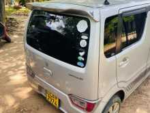 https://riyasewana.com/uploads/suzuki-wegen-r-2017-2811010112322.jpg