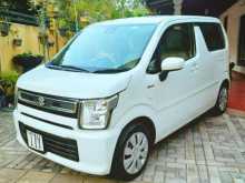 https://riyasewana.com/uploads/suzuki-wegon-r-141359364822.jpg