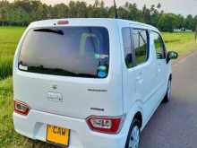 https://riyasewana.com/uploads/suzuki-wegon-r-18954234033.jpg