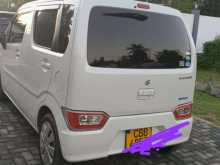 Suzuki Wagon R 2017 Car