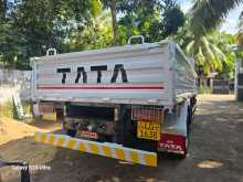 https://riyasewana.com/uploads/tata-1109-121054194172.jpg
