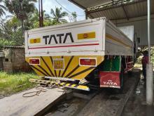 https://riyasewana.com/uploads/tata-1109-42015396666.jpg