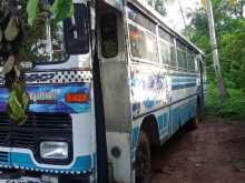 https://riyasewana.com/uploads/tata-1512-151103024833.jpg