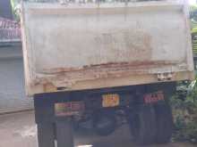 https://riyasewana.com/uploads/tata-1610-12837364762.jpg