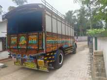 https://riyasewana.com/uploads/tata-1613-2006-2816494912123.jpg