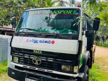 Tata 1613 2010 Lorry