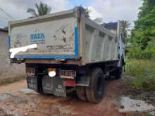 https://riyasewana.com/uploads/tata-1615-2013-67502112372.jpg