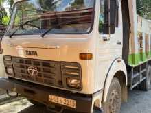 https://riyasewana.com/uploads/tata-1615-2110330272.jpg
