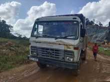 https://riyasewana.com/uploads/tata-1615-tipper-241909254583.jpg