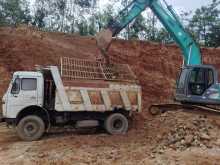 https://riyasewana.com/uploads/tata-1615-tipper-241909254642.jpg