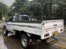 https://riyasewana.com/uploads/tata-207-209555817616.jpg