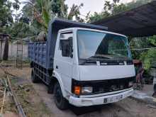 Tata 713 Tipper 2007 Lorry