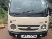 Tata Dimo Batta Ex 2012 Lorry