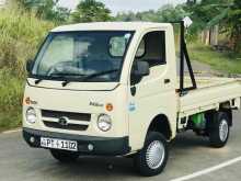 Tata Dimo Batta 2012 Lorry