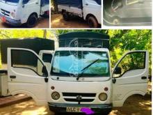 Tata Dimo Batta 2010 Lorry