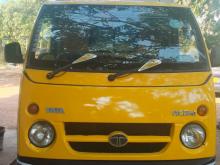 Tata Dimo Batta 2011 Lorry