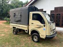 Tata Dimo Batta 2010 Lorry