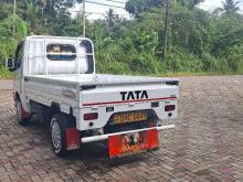 https://riyasewana.com/uploads/tata-dimo-lokka-171814556346.jpg