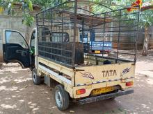 Tata Dimo Batta 2010 Lorry