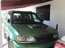 Tata Safari 2000 SUV